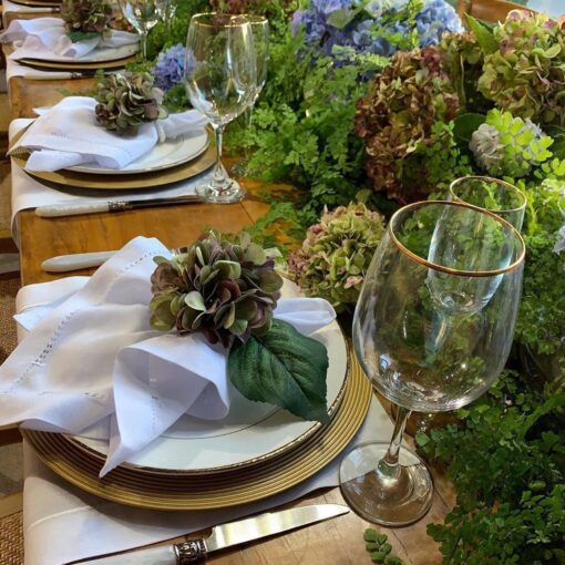 #repost @larmoniejf
・・・
O linho com a sua beleza, “lugar americano e  guardanapo…