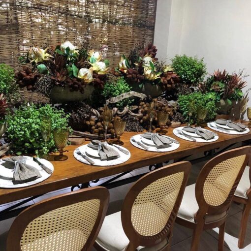 Escolhendo a Cadeira Certa – Aluguel de Cadeiras para Casamento