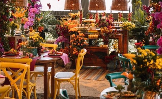 Muitas cores e muita energia positiva para começar bem a semana… #decoração #n…