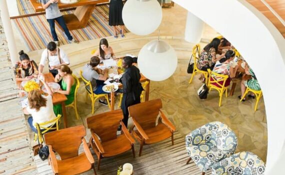 No sábado, fechamos a semana de degustação do @fatimabuffet em grande estilo! Um…