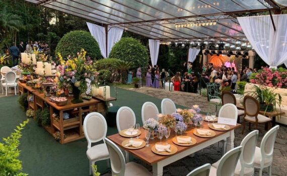 E essa festa linda de @carolecamilabraga feita com parceiros muito especiais?  L…