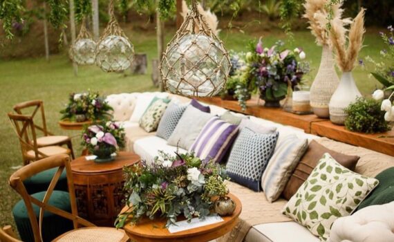 Aquele lounge que encanta, cheio de detalhes e com muuuuito amor! Projeto @espac…