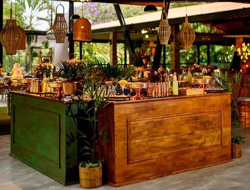 Casamento no domingo de Carnaval? Sim, nós tivemos! Uma festa linda, colorida, v…