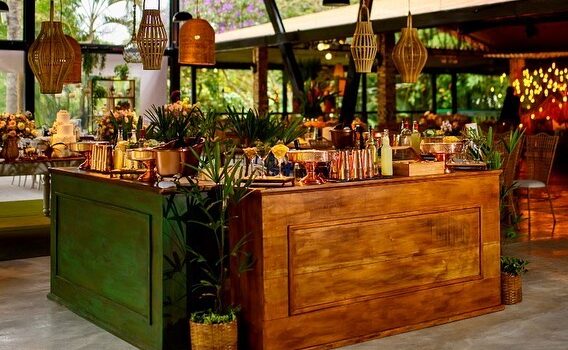 Casamento no domingo de Carnaval? Sim, nós tivemos! Uma festa linda, colorida, v…