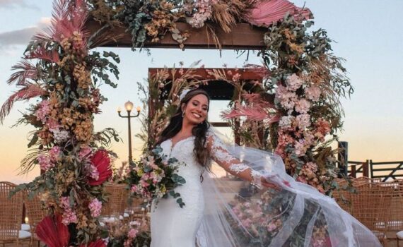 Um pouquinho dela que estava só felicidade neste dia!!! Que alegria estarmos co…