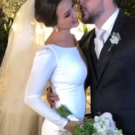 Elegância e sofisticação no casamento de Marina e João Lucas.
@marinaquintella 
…