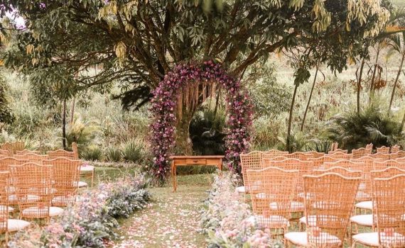 O casamento ao ar livre e seus encantos… 

Cada vez mais em alta, as cerimônias …