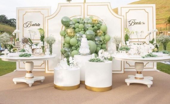 O 1º aninho pode e deve ser comemorado em grande estilo!!! 

E os gêmeos Benicio…