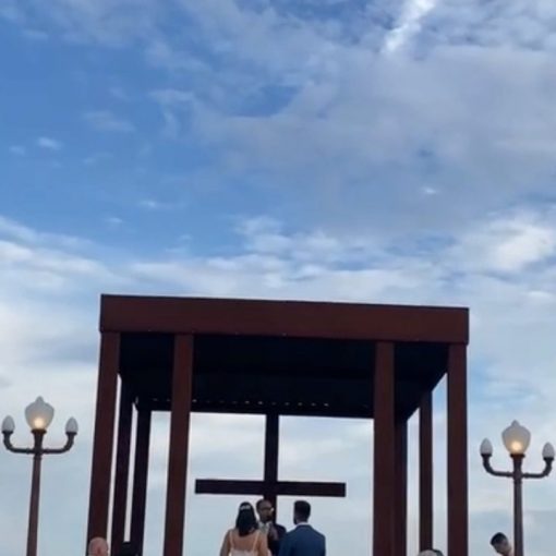 Minutos antes o clima mudou, nos presenteando com esse céu lindo e que dispensa palavras.



@douglasdutraasse…