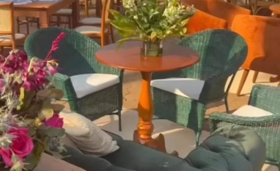 Festa linda ontem ! 
@carolecamilabraga…