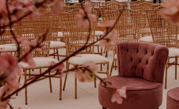 Capriche na cerimônia!!! Sim, ela é muito importante! Aliás, na minha opinião, é o ponto alto do casamento…

É…