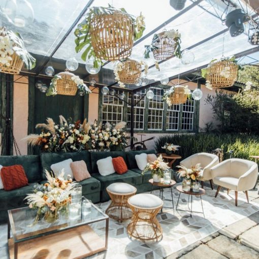 Ainda apegada a esse lounge e a essa paleta de cores incrível da Cathe e do Leo 

@robertaaraujoassessoria  @j…