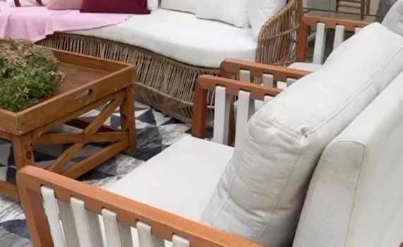 Com certeza, o cantinho que eu escolheria para ficar na festa…  

Os lounges são essenciais na decoração, inte…